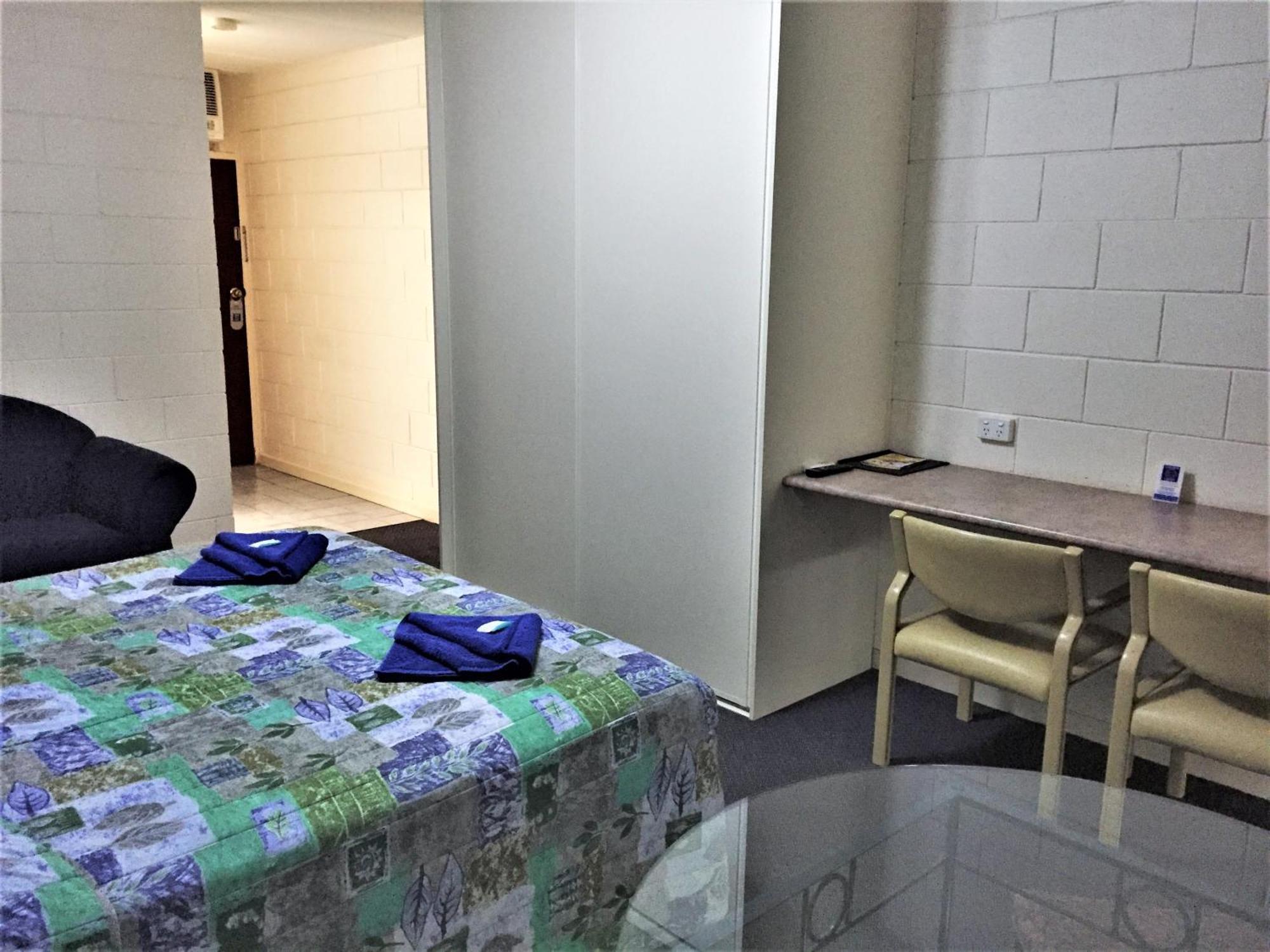 Motor Motel 3*